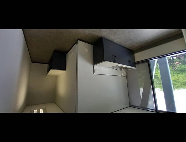 733M² OFFICE TO LET IN BRYANSTON